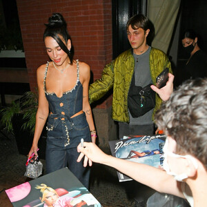Best Celebrity Nude Dua Lipa 006 pic