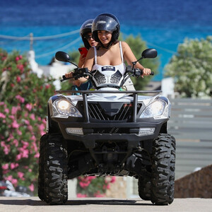 Best Celebrity Nude Elettra Lamborghini 027 pic