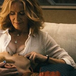 Elisabeth Shue Sexy – The Boys (4 Pics + GIF & Video) – Leaked Nudes