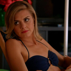 Newest Celebrity Nude Eliza Coupe 065 pic
