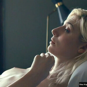 Celebrity Naked Elizabeth Debicki 004 pic