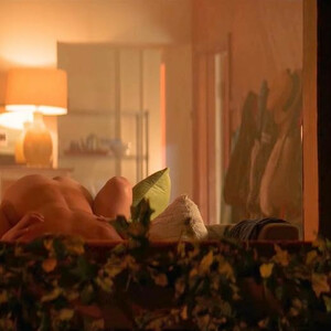 Nude Celeb Pic Elizabeth Lail 004 pic
