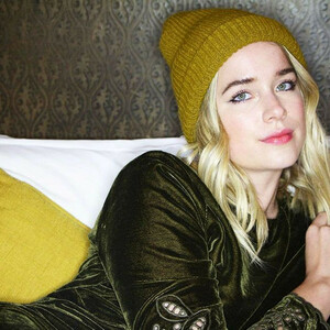 Nude Celeb Pic Elizabeth Lail 056 pic