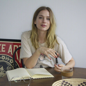 Free Nude Celeb Elizabeth Lail 078 pic