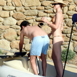 Celebrity Leaked Nude Photo Elle Evans 008 pic
