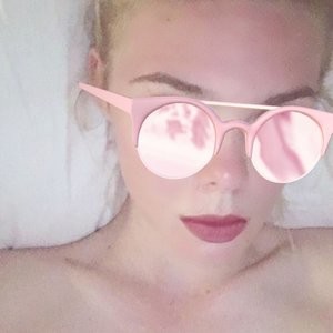 Elle Fanning Nude & Sexy (21 Photos + Video) – Leaked Nudes