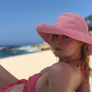 Elle Fanning Sexy (5 New Photos) - Leaked Nudes