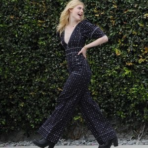 Nude Celeb Pic Elle Fanning 012 pic