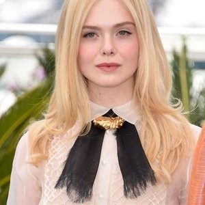 Nude Celeb Pic Elle Fanning 032 pic