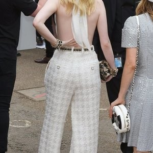 Free nude Celebrity Ellie Bamber 037 pic