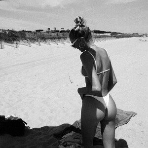 Naked Celebrity Pic Elsa Hosk 145 pic