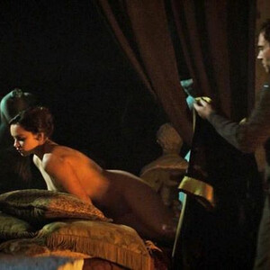 Celeb Naked Emilia Clarke 156 pic