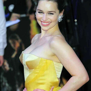 Best Celebrity Nude Emilia Clarke 237 pic