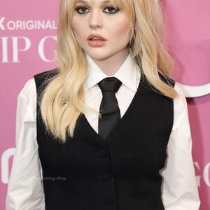 Leaked Emily Alyn Lind 006 pic