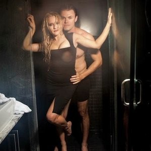 Emily Osment Sexy (1 Photo) – Leaked Nudes