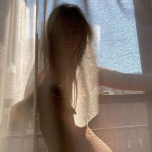 Emily Ratajkowski Hot (3 New Photos) – Leaked Nudes