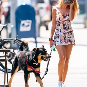 Emily Ratajkowski Steps Out For a Dog Walk in NYC (30 Photos) - Leaked Nudes