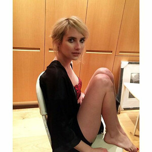 Celebrity Leaked Nude Photo Emma Roberts 191 pic