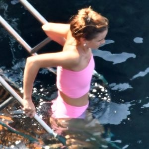 nude celebrities Emma Watson 014 pic