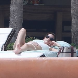 nude celebrities Emma Watson 031 pic