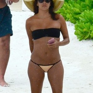 Real Celebrity Nude Eva Longoria 010 pic