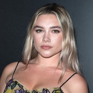 Famous Nude Florence Pugh 022 pic
