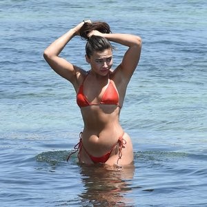 Francesca Allen Enjoys a Day on the Beach (12 Photos) – Leaked Nudes