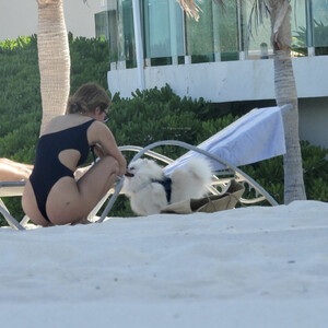 Real Celebrity Nude Francesca Farago 027 pic