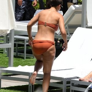 Free Nude Celeb Frankie Bridge 024 pic