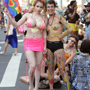 celeb nude Gabi Grecko 014 pic