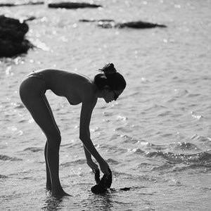 Free Nude Celeb Gabrielle Caunesil 011 pic