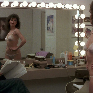 Free Nude Celeb Geena Davis 007 pic