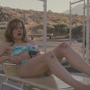 celeb nude Geena Davis 031 pic