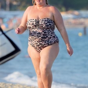 Celebrity Leaked Nude Photo Gemma Collins 022 pic