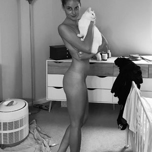 Genevieve Morton Nude (Hot Photo) – Leaked Nudes