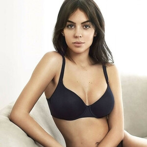 Celeb Nude Georgina Rodriguez 032 pic