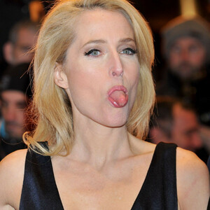 nude celebrities Gillian Anderson 002 pic