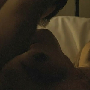 Naked celebrity picture Gillian Anderson 031 pic