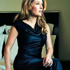 Hot Naked Celeb Gillian Anderson 085 pic