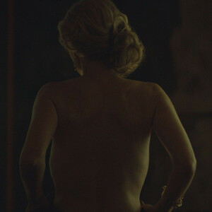 Free Nude Celeb Gillian Anderson 145 pic