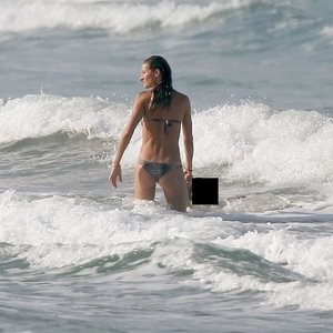 Best Celebrity Nude Gisele Bundchen 009 pic