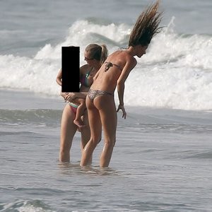 Naked Celebrity Pic Gisele Bundchen 035 pic