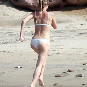 Leaked Celebrity Pic Gwyneth Paltrow 002 pic