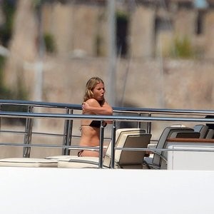 Newest Celebrity Nude Gwyneth Paltrow 029 pic