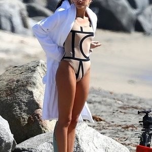 Hailey Baldwin Sexy (21 Photos) - Leaked Nudes
