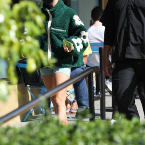 Newest Celebrity Nude Hailey Baldwin 012 pic