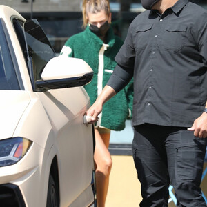 Nude Celeb Hailey Baldwin 027 pic
