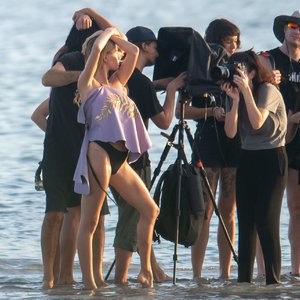 Nude Celebrity Picture Hailey Baldwin 049 pic
