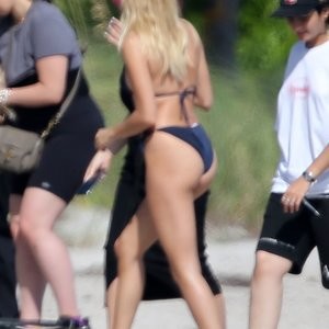 Leaked Celebrity Pic Hailey Baldwin 048 pic