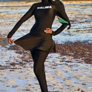 Best Celebrity Nude Halima Aden 007 pic